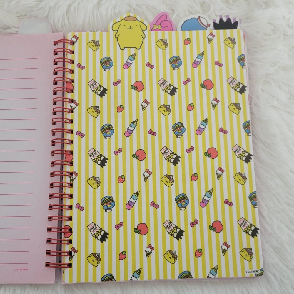 Hello Kitty Accessory Set - Picture 12 of 16